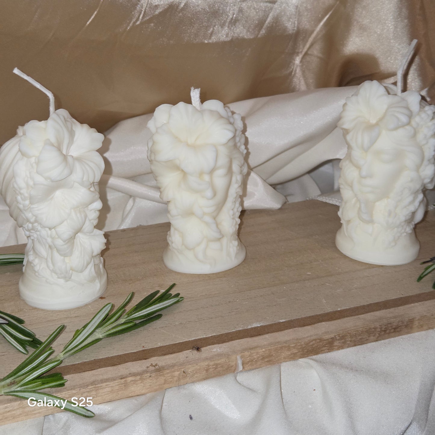 Anthia – Handgefertigte Skulpturenkerze