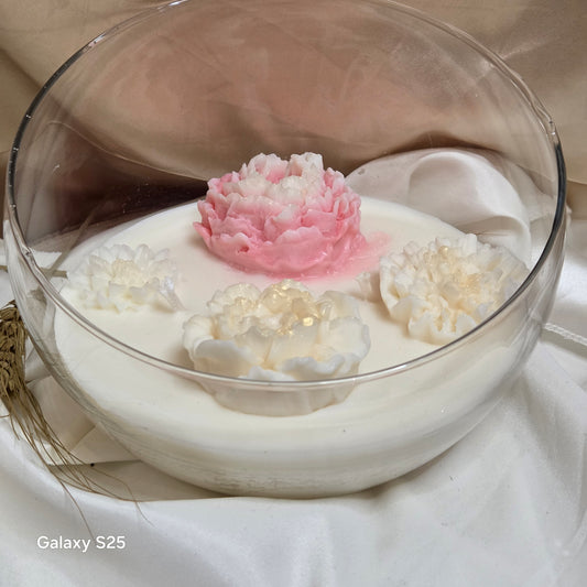 Pfingstrosen-Schalenkerze – Handgefertigte Kerze in Schalenform mit Pfingstrose | JenniferStock Kerzenmanufaktur