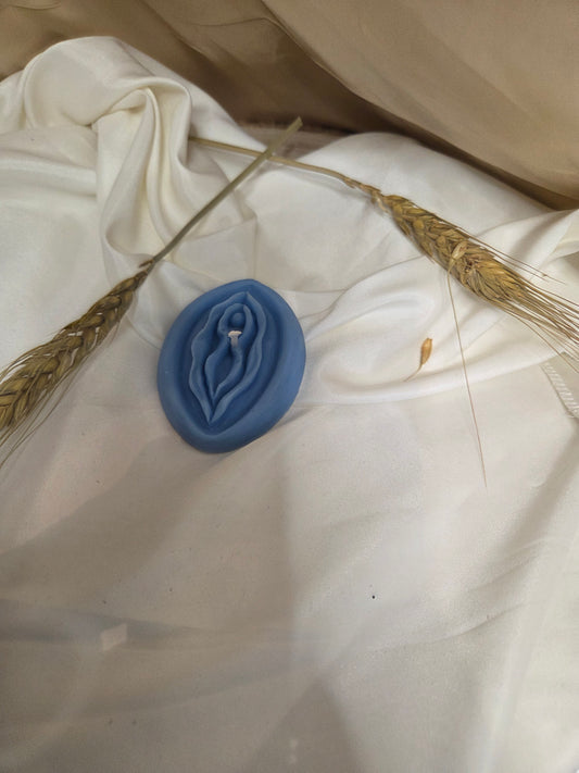 Feminine Kunstkerze – Handgefertigte Body Positivity Kerze | JenniferStock Kerzenmanufaktur