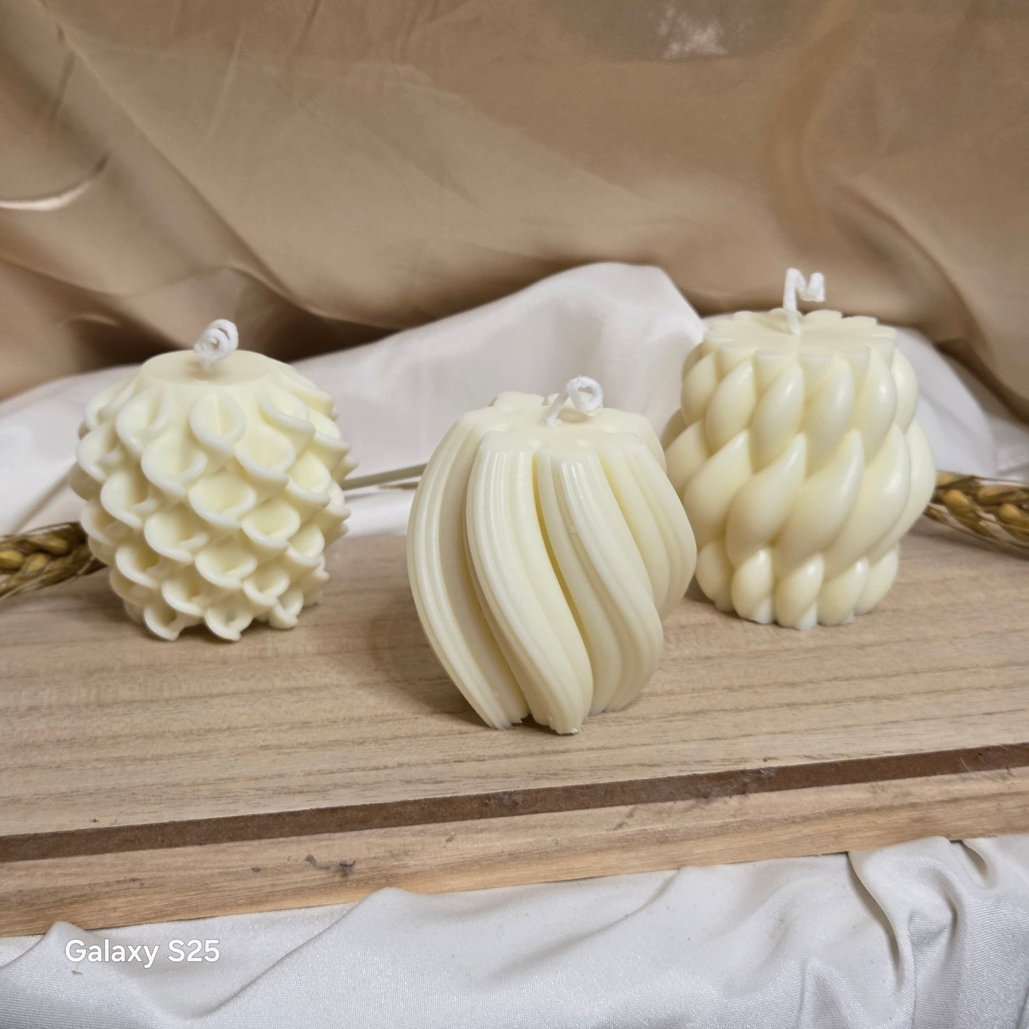 Dekokerzen Set Naturweiß Verpackung – Premium Kerzenset als Geschenk | JenniferStock Kerzenmanufaktur